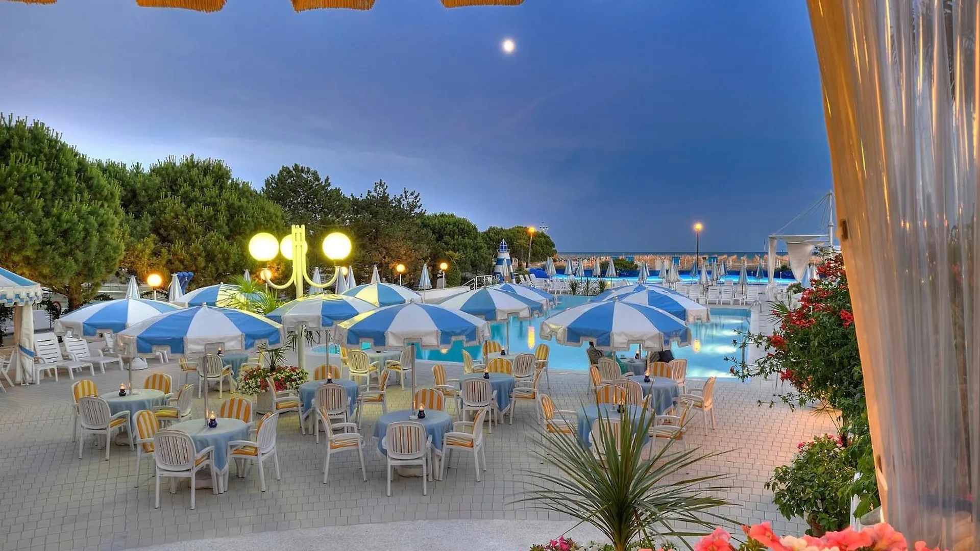 Hotel Corallo Μπιμπιόνε