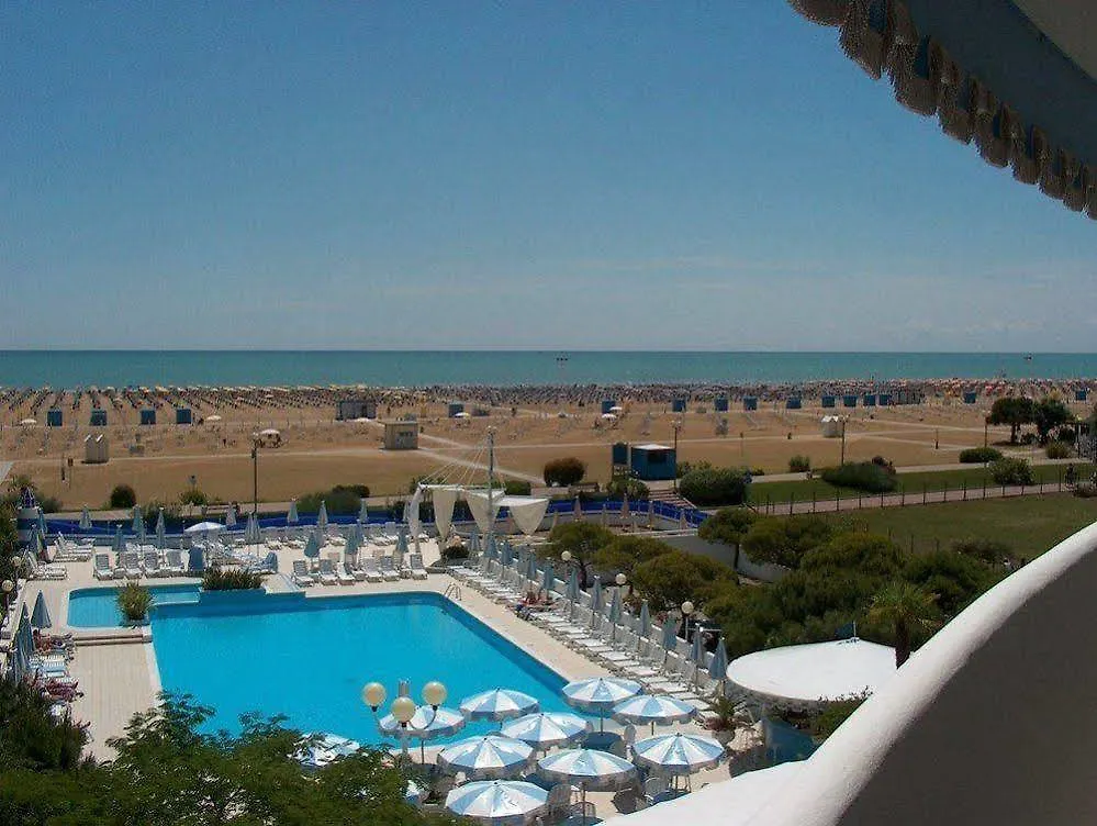 Hotel Corallo Μπιμπιόνε