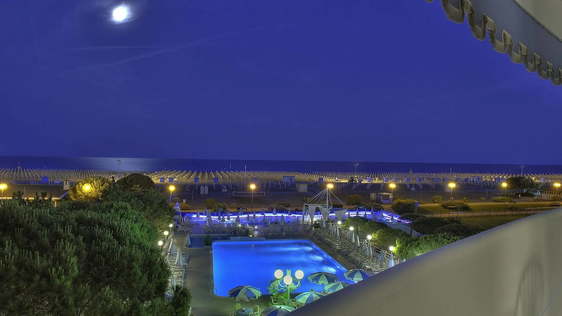 Hotel Corallo Μπιμπιόνε