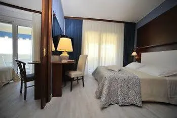 Hotel Corallo Μπιμπιόνε