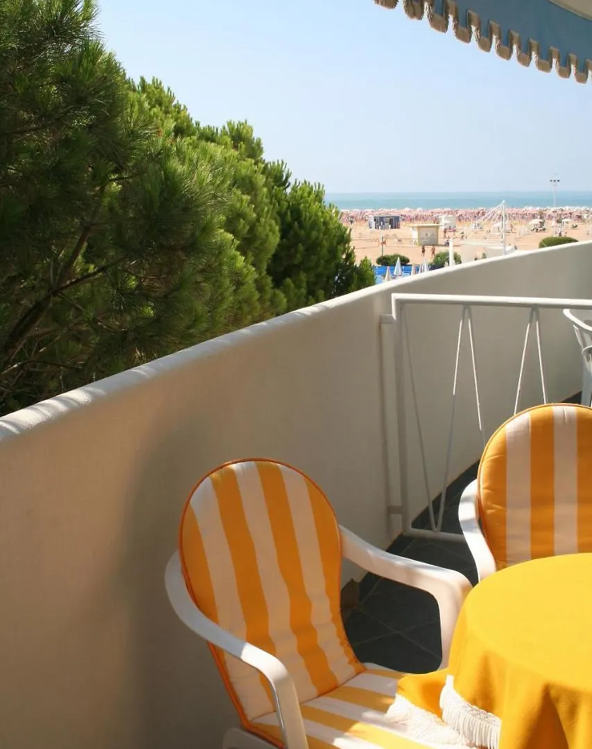 Hotel Corallo Μπιμπιόνε