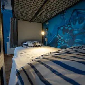 The Madhouse Hostel Praha