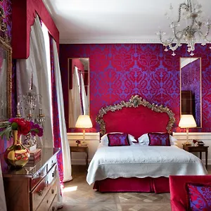 https://helvetia-and-bristol.it-tuscanyhotel.com